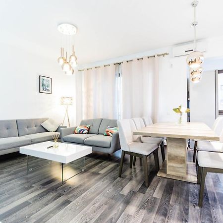 דירות בוקרשט Luxury Baneasa מראה חיצוני תמונה