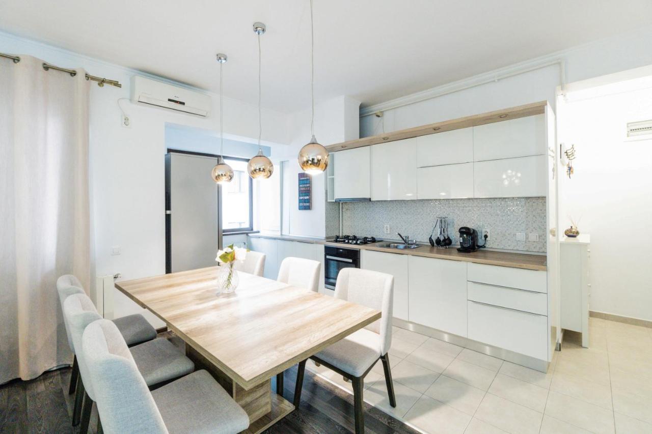 דירות בוקרשט Luxury Baneasa מראה חיצוני תמונה