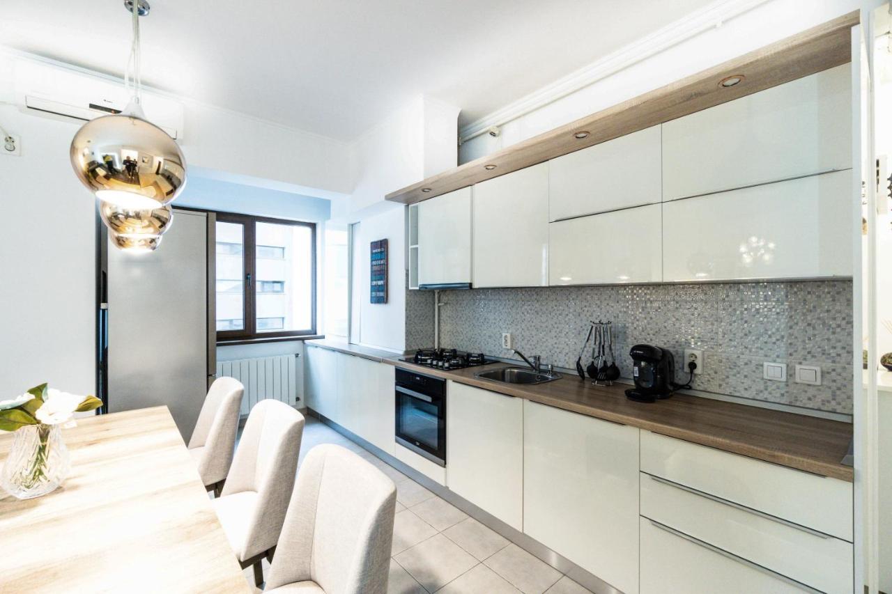 דירות בוקרשט Luxury Baneasa מראה חיצוני תמונה